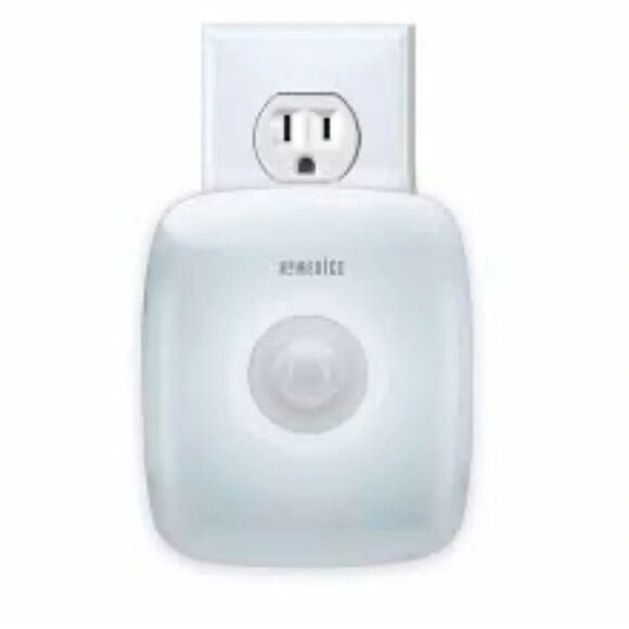 Homedics TotalClean Plug-In UV-C Air Sanitizer new in box - Picture 5 of 6